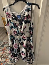 vera wang dress size large