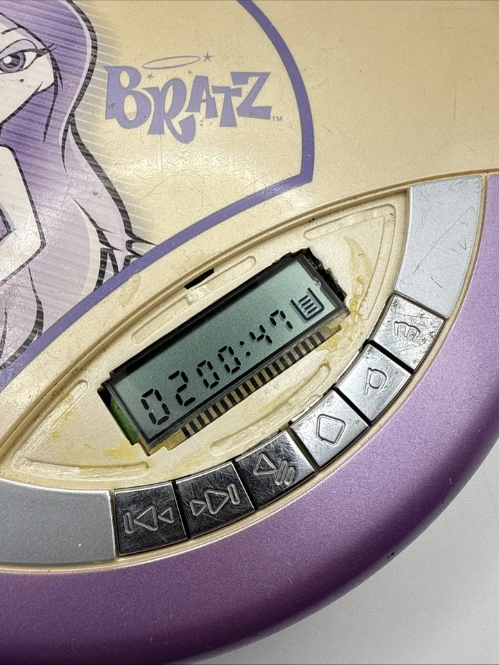 Reproductor de CD personal de disco compacto Bratz 2005 vintage MGA “LEER DESCRIPCIÓN” Foto 3 de 4