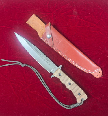 TOPS Knives USA Wild Pig Hunter Sniper Gray With Leather Sheath - Unused