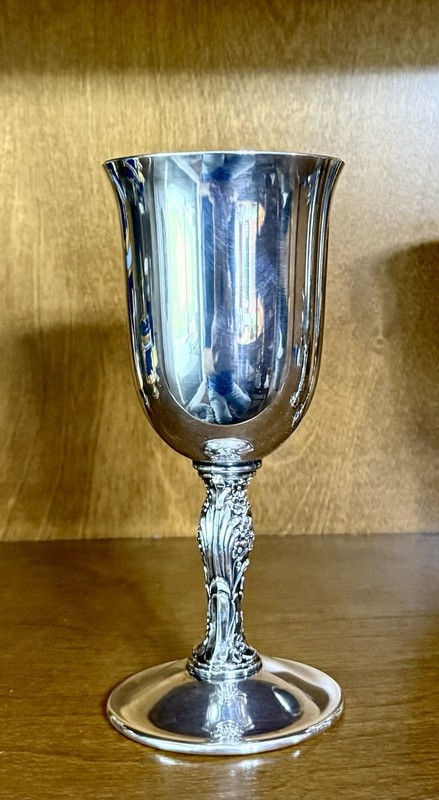 4 (four) 1960’s Mold 835 WM Rogers Wine Goblet Silver Plated Grape Vine Stem