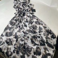Simply Vera Vera Wang Women's Size M Black White Floral Chiffon Maxi Dress