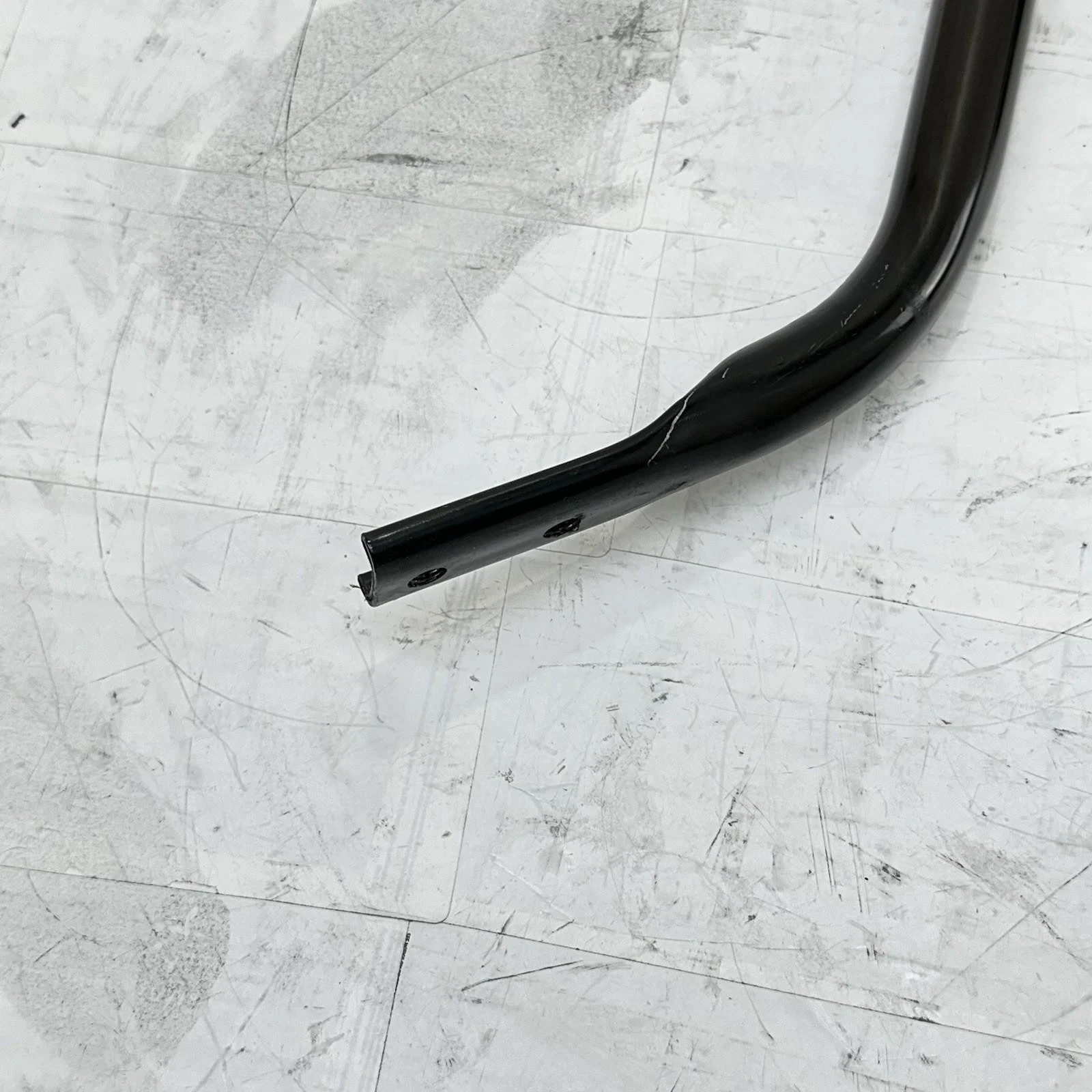 2016 CAN-AM SPYDER RT RIGHT SIDE BRACKET FRAME SUPPORT ASSY BLACK STOCK