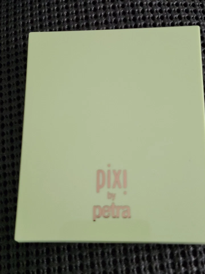 Haze de avellana Pixi by Petra Efects Eye Effects - 0,4 oz  Foto 2 de 3