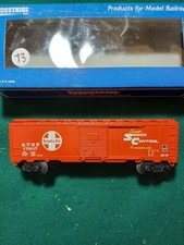 INDUSTRIAL RAIL #1010 SANTA FE BOX CAR