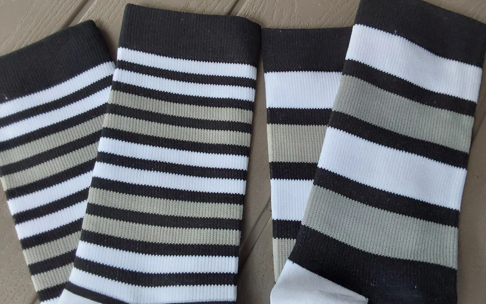 2 PAIRS ! Women Men's Cycling Socks Breathable, anti slip bike MTB Footwear sock - Image 2 of 3