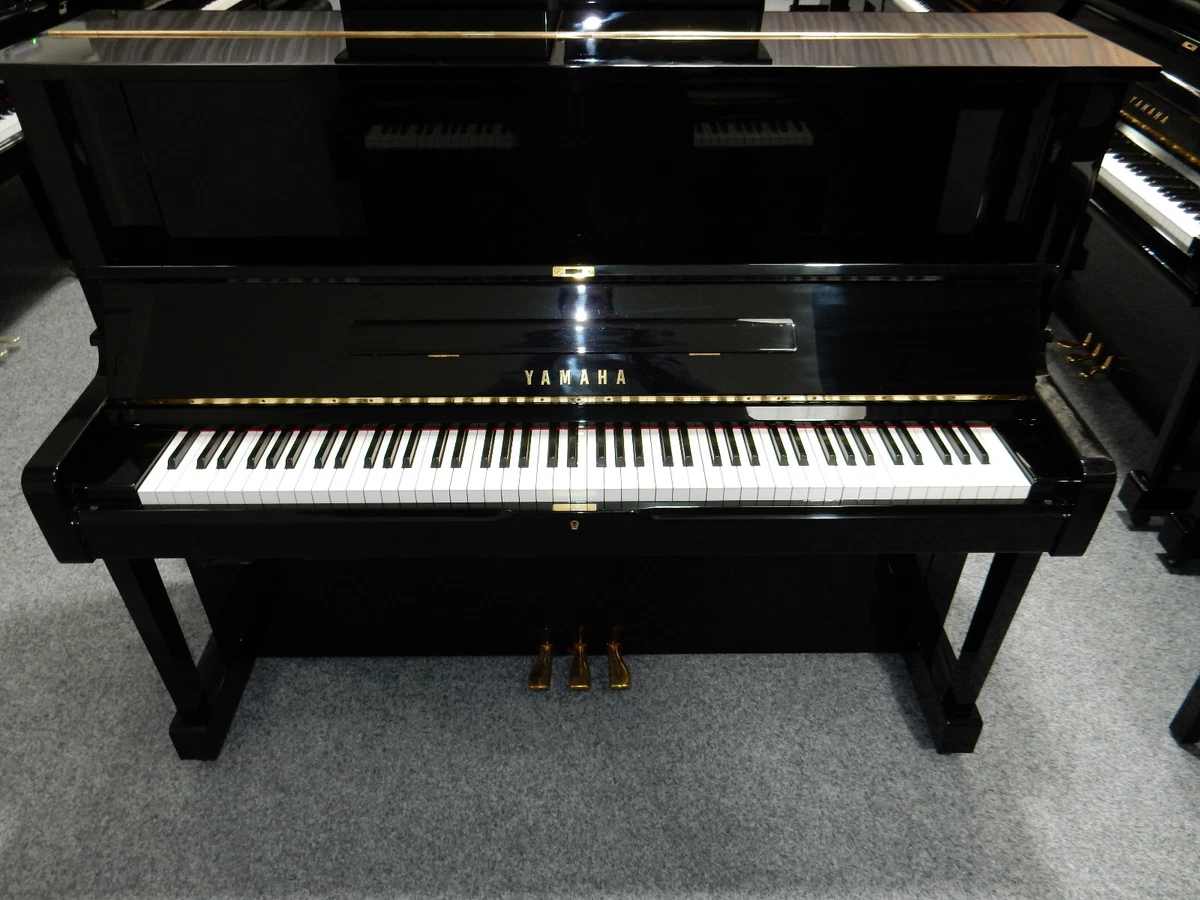 YAMAHA YUS UPRIGHT SILENT PIANO. MADE IN THE 1980 S 0 FINANCE AVAILABLE