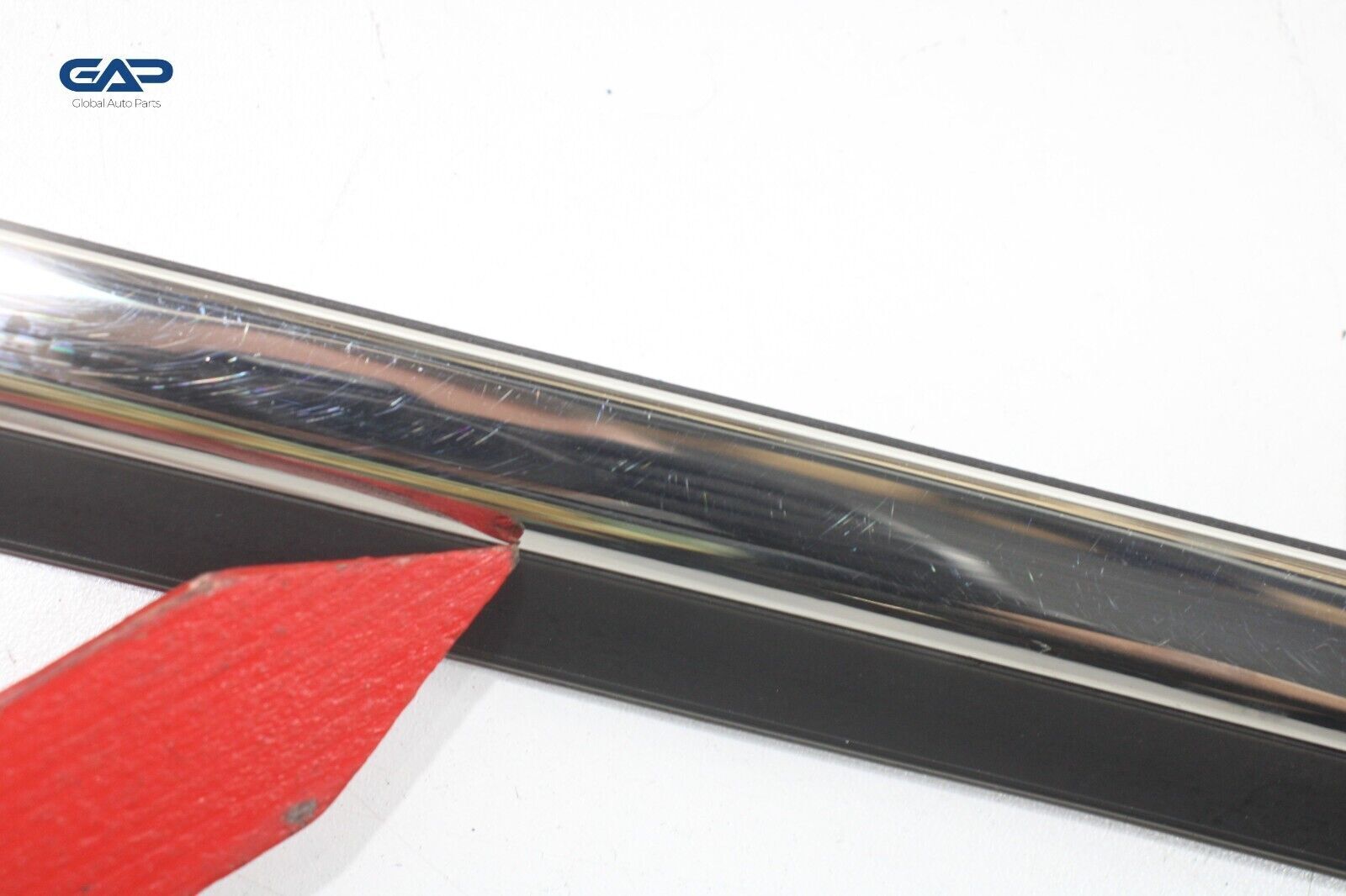 2010 - 2019 ASTON MARTIN RAPIDE FRONT RIGHT SIDE DOOR WINDOW BELT MOLDING OEM