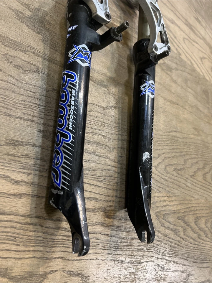 Marzocchi Z.3 Light Bomber Mountain Bike Fork 1998 1-1/8” Black - Image 3 of 4