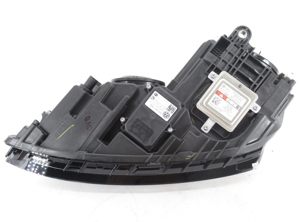 VOLKSWAGEN JETTA A6 MK6 Front Right Headlight LHD 5C7941752G NEW  