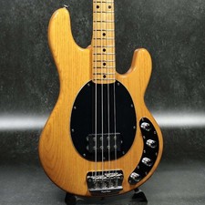 Music Man Stingray 4 corde attraverso il corpo naturale Sakae Nagoya n.DG657