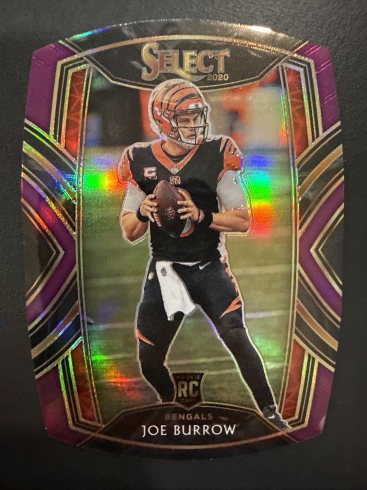 2020 Panini Select - Club Level Joe Burrow #246 Purple Prizm Die-Cut (RC)