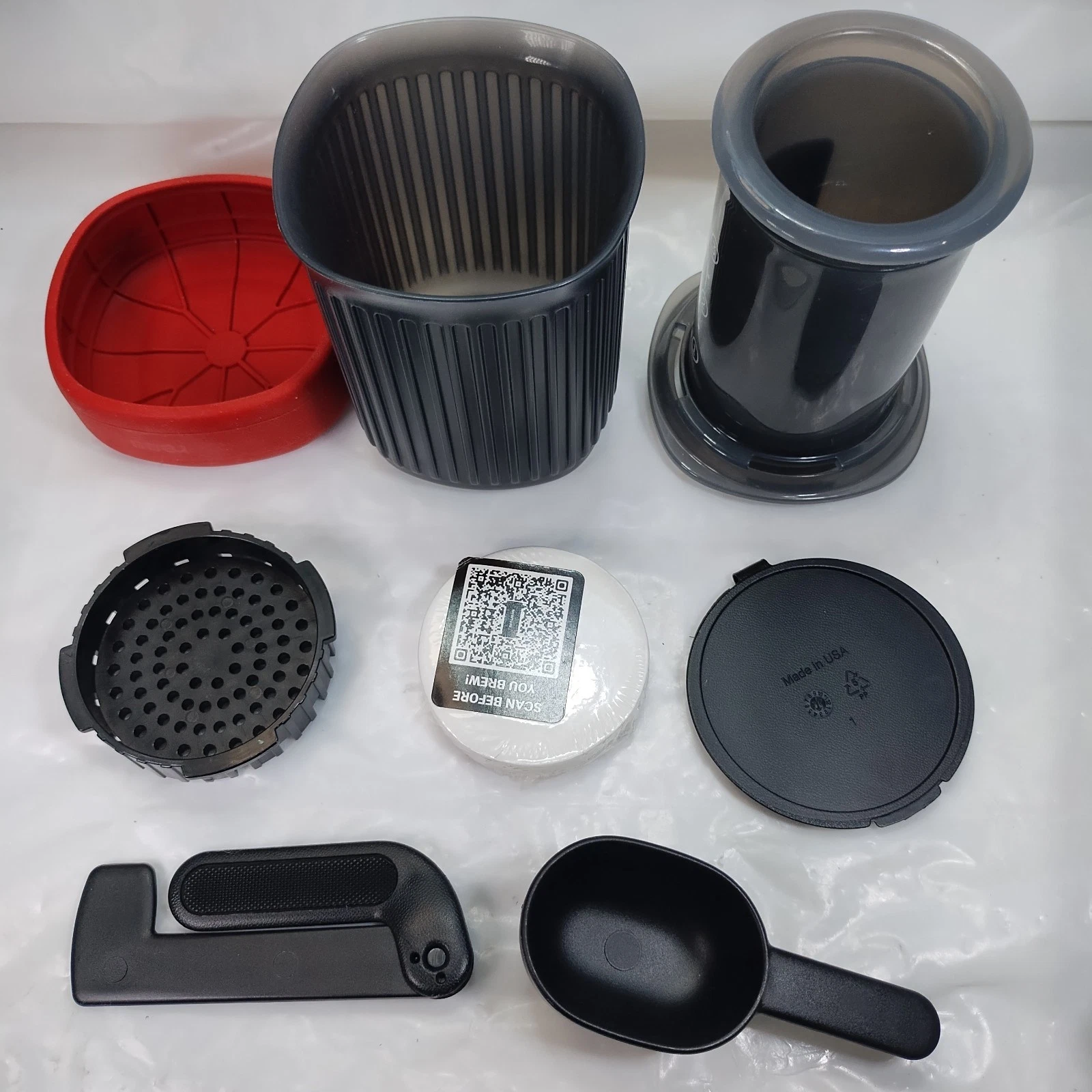 Aeropress GO Travel Edition Coffee Press Kit 3 In 1 Brew Technology 4 Brew Style