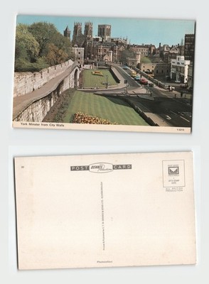 Postkarte - Yorker Münster von Stadtmauern, Vintage 70er Jahre Szene, UNBESPIELT