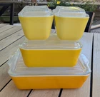 Vintage PYREX DAISY OvenWare Refrigerator Dish Set - 4 piece w/ Lids