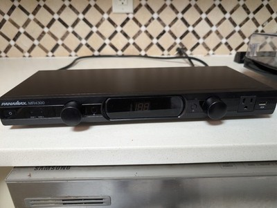 Panamax MR4300 Power Conditioner Surge Protector 9-Outlet