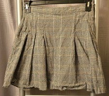 Free Assembly Womens Plaid Pleated Mini Skirt Size 4 Glen Check Preppy Academia