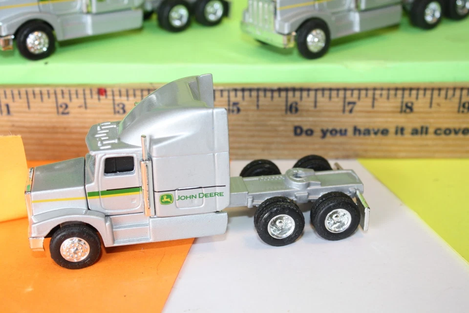 Semirremolque tractor John Deere diecast HO-Tres ERTL cabina plateada de 5" solamente Foto 2 de 4