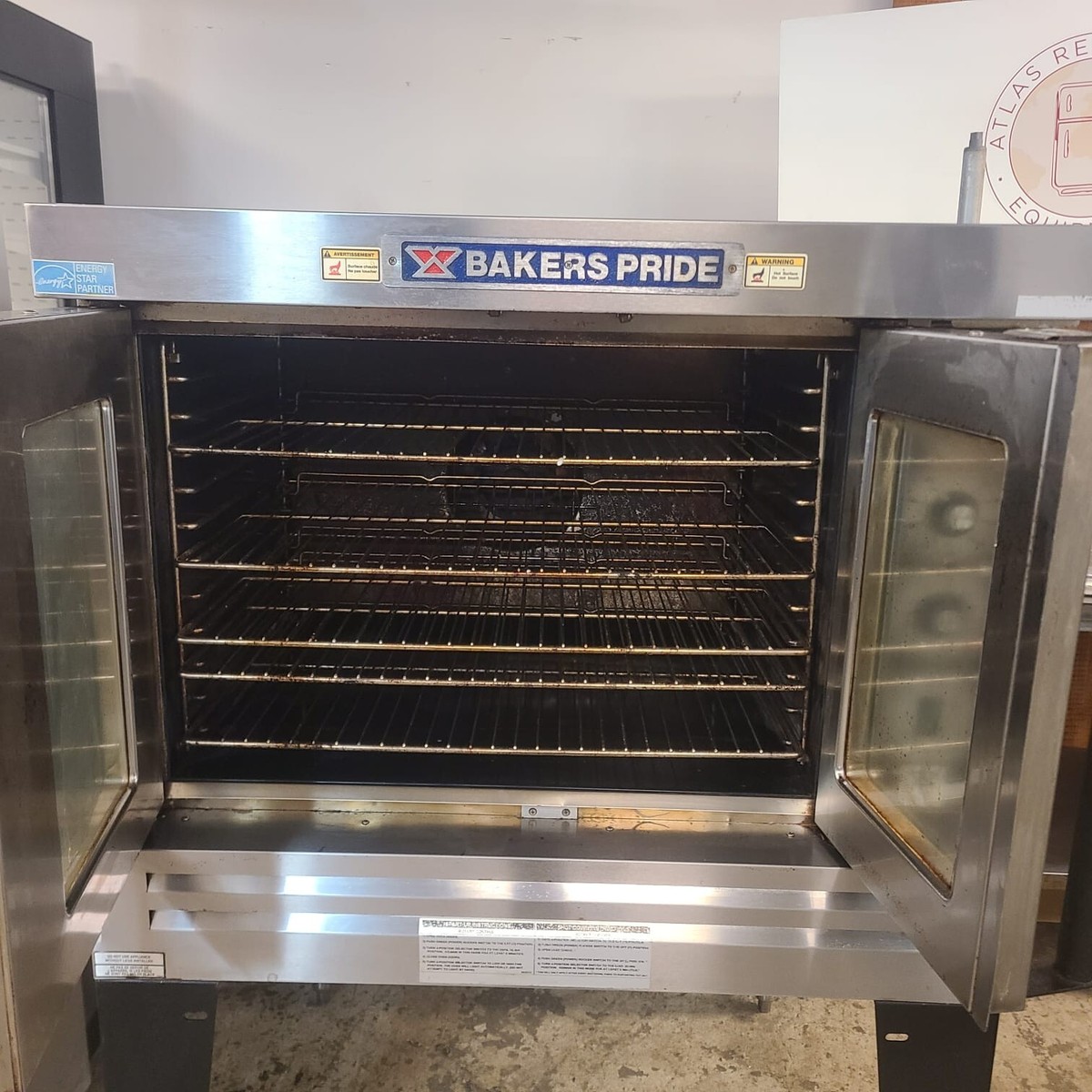 Bakers Pride Natural Gas Cyclone Single Convection Oven With Legs