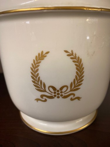 CACHE POT STYLE EMPIRE AVEC COURONNE DE LAURIER PORCELAINE DE PARIS - Bild 2 von 8