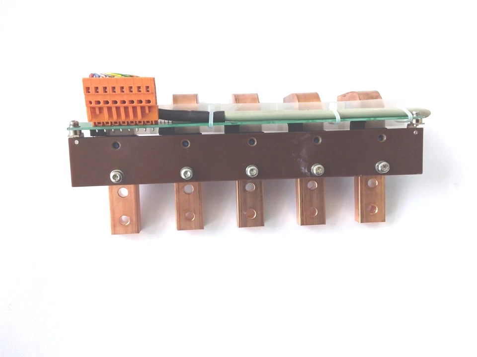HAS 200-S - Current Transformer 200A ±4V LEM Mounted on CU Rails Pack of 5 - Image 4 of 4