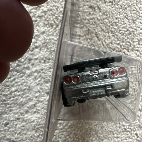 Nissan R-34 Skyline GT-R 2013 Hot Wheels Yamaha pilotos reales personalizados sala de exposición HW #2 - Imagen 3 de 11