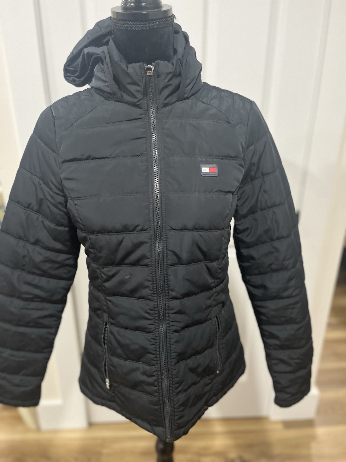 Tommy Hilfiger Women's Hooded Puffer Jacket Black size small