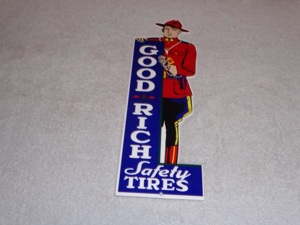 NEUMÁTICOS DE SEGURIDAD GOODRICH DE COLECCIÓN CON MONTURA 15" METAL B.F. MOUNTY GASOLINA ACEITE LETRERO Foto 4 de 4