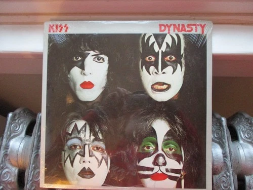 KISS "DYNASTY" FACTORY SEALED 1979 33RPM ALBUM NBLP 7152