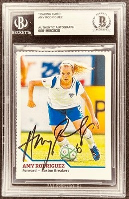 Amy Rodriguez signed 2009 Sports Illustrated for Kids Rookie Card BAS slab USWNT