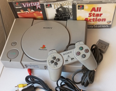Sony PlayStation 1 Konsole SCPH-7502 + Sony Controller + 3 Spiele - getestet