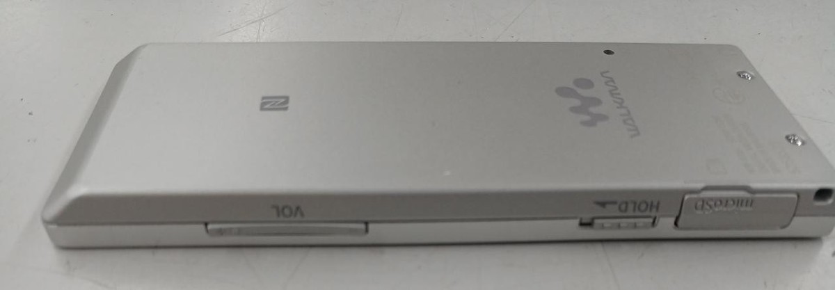 Sony NW-A16 Walkman 32GB Hi-Res Portable Audio Player Silver SET