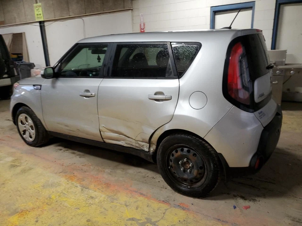 Conjunto de bomba de combustible KIA SOUL 2015 montado en tanque usado 96 k millas OEM 323-59587 Foto 2 de 4