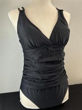 Unbranded One-Piece Bathing Suit in Black Size Large