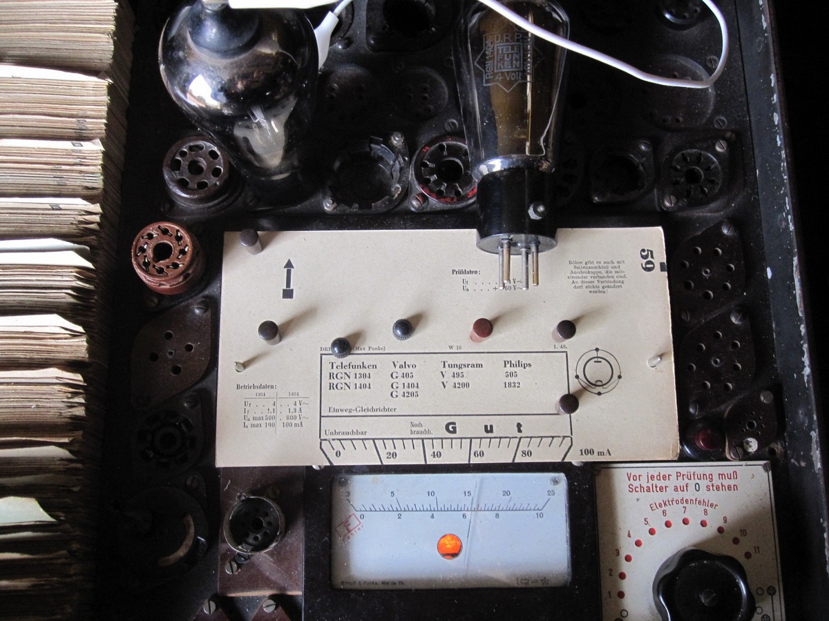 2 alte Telefunken Röhren EF80 / EC86 NOS in OVP Tube (Gebraucht) in für