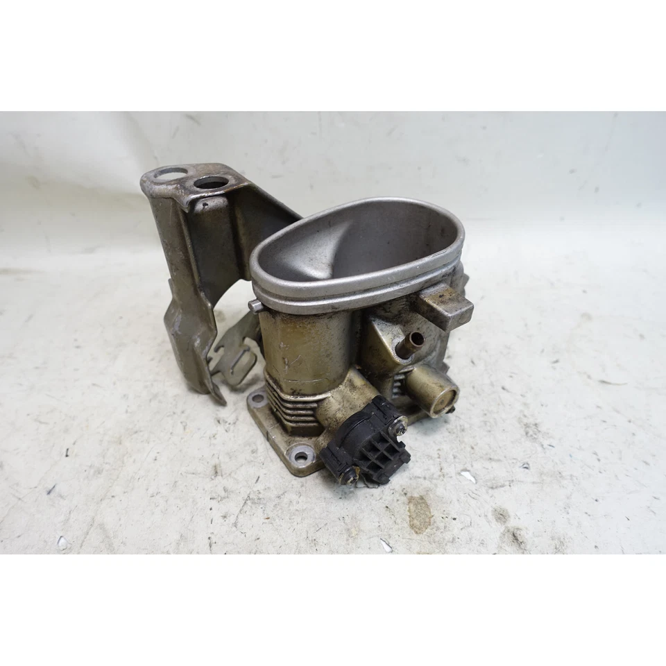 Корпус кузова дроссельной заслонки 4-цилиндровый 1994-1995 BMW E36 318i M42 б/у от оригинального производителя - Изображение 3 из 4