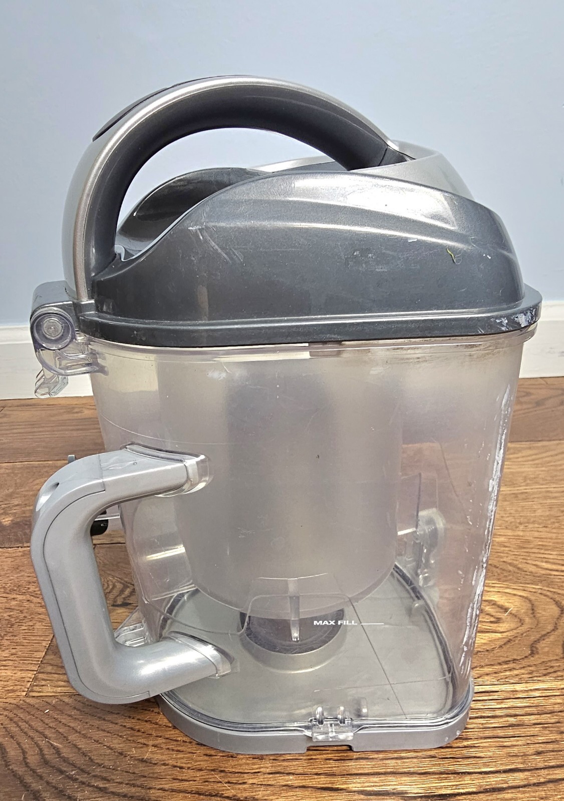 Shark Navigator LiftAway UV540 Upright Vacuum Cleaner Dust Bin