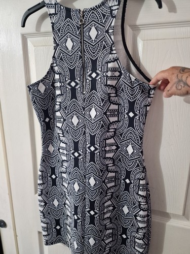 ATMOSPHERE LADIES AZTEC PRINT STRETCH BODYCON DRESS BLACK size 10-12 (ref36) - Picture 4 of 4