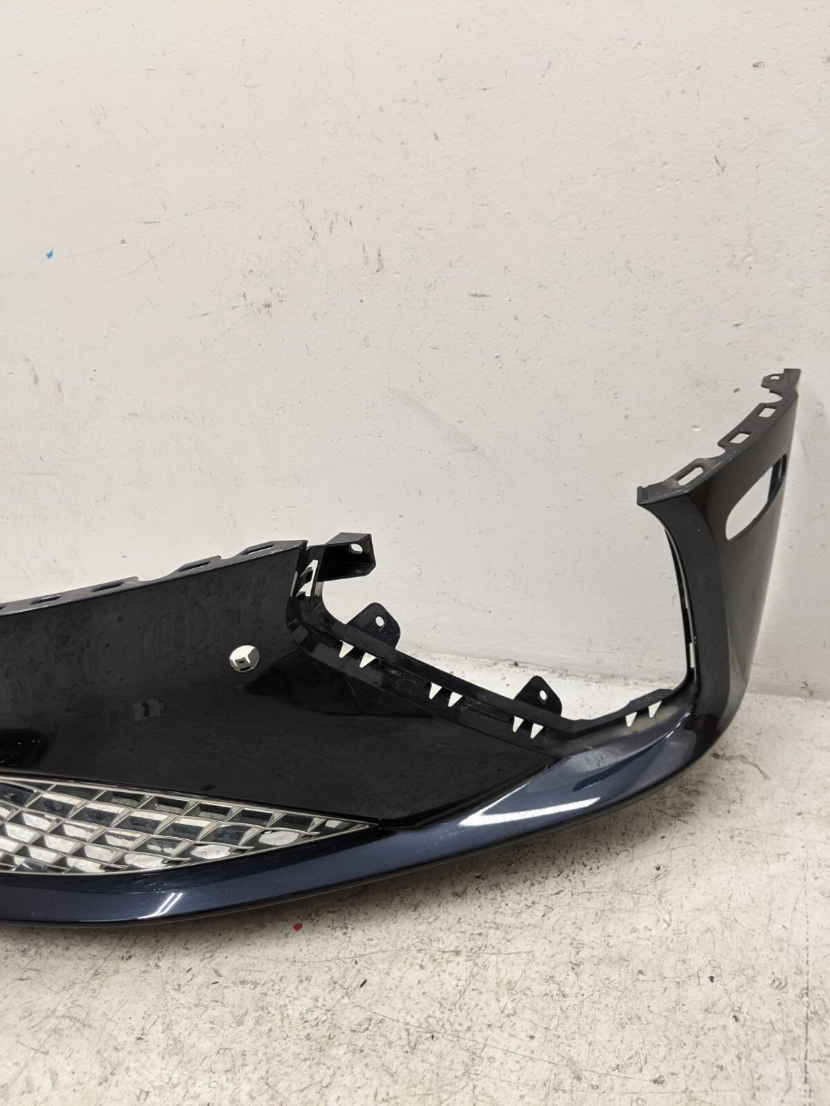 2021 2022 2023 Bentley Bentayga Front Bumper Cover OEM Used #49243