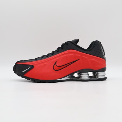 スニーカー Nike SNEAKER (HQ1988) HQ1988-600 Nike Shox R4 University Red Black Metallic Silver