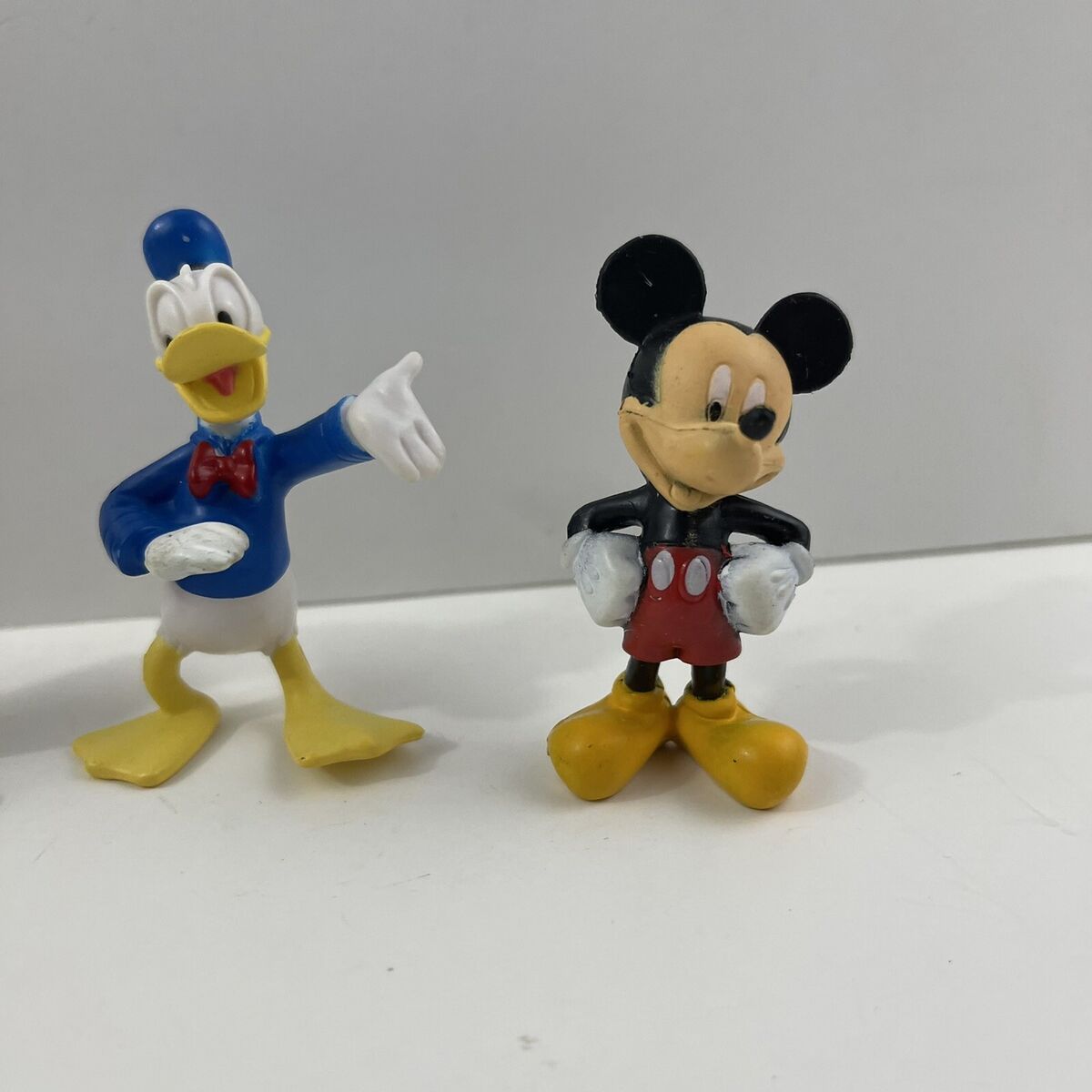 Disney Mickey Mouse Minnie Mouse Goofy Donald Duck Pluto Disney Mickey Mouse Minnie Mouse Goofy Donald Duck Pluto