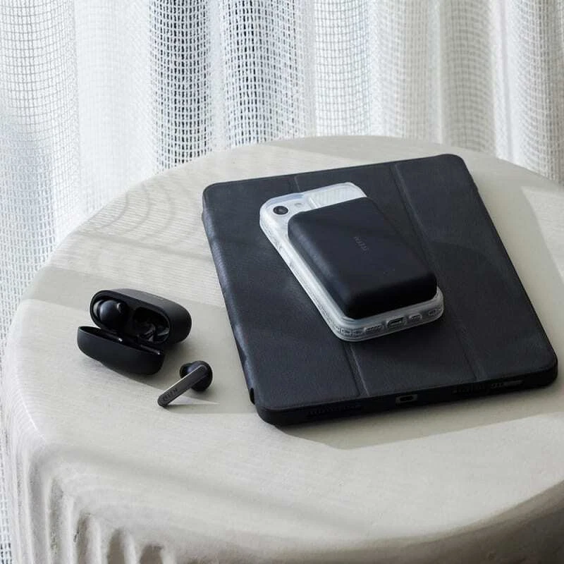 EFM Aspen Folio Case Armour with D3O & Eleather Suits iPad Pro 12.9 - Black - Image 2 of 4