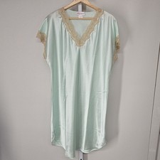 Shadowline Vintage Nightgown Mint Green Lace Trim Satin Sleep Dress Size Medium