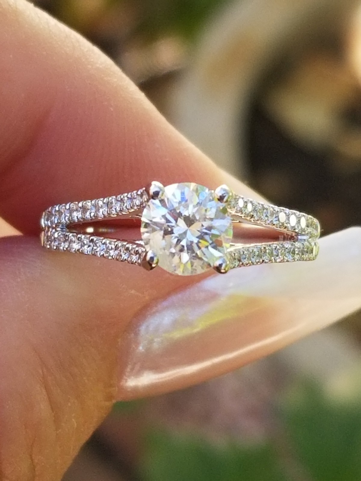 Sparkling Natural Diamond Solitaire Split Shank 1… - image 17
