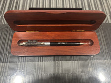LA PLUMA VINTAGE/RARA 1969 BEATLES DREAM ENTERPRISES LTD.