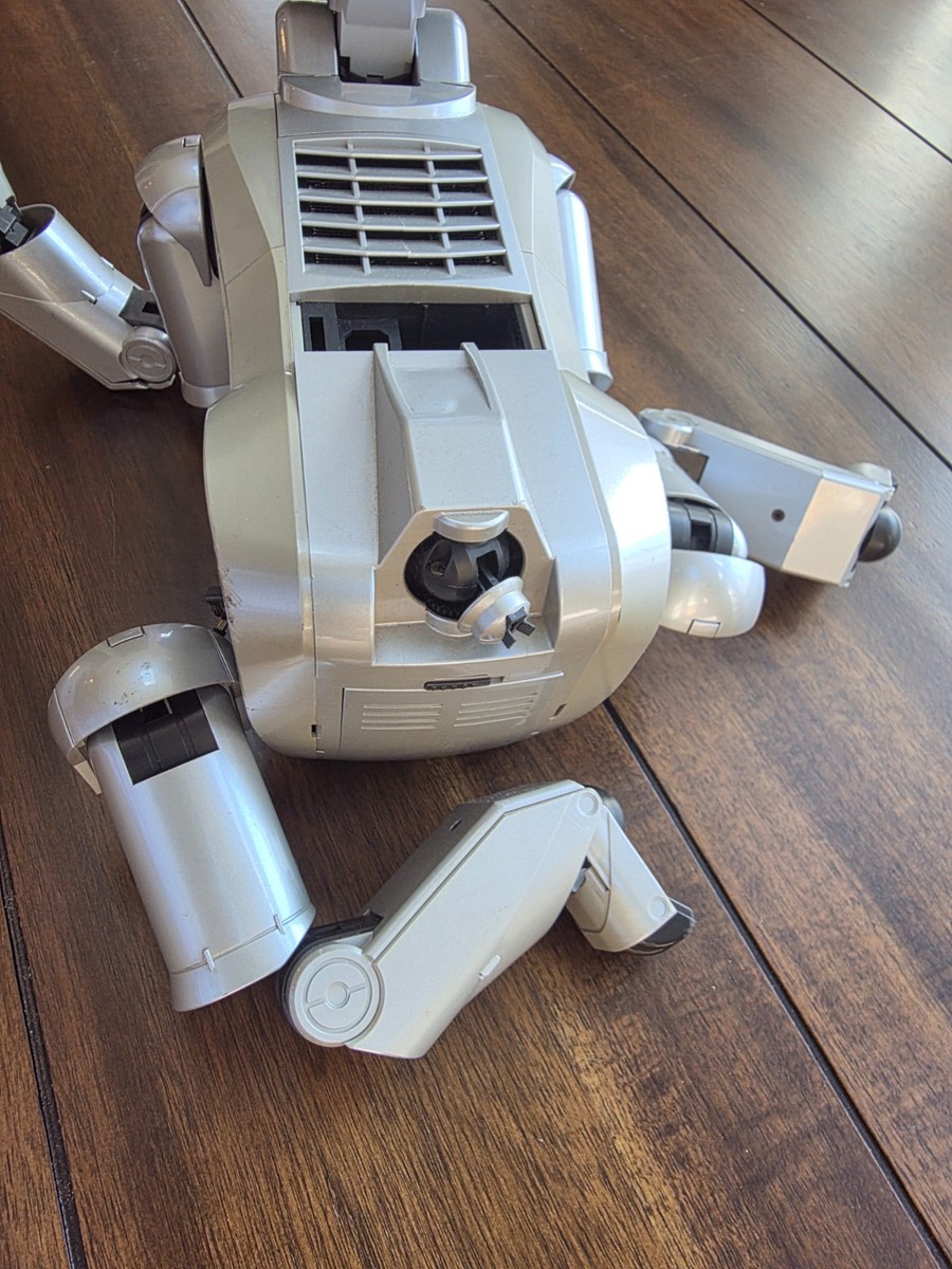 Sony AIBO Ers-111 Robot Dog Entertainment Limited Edition 1999