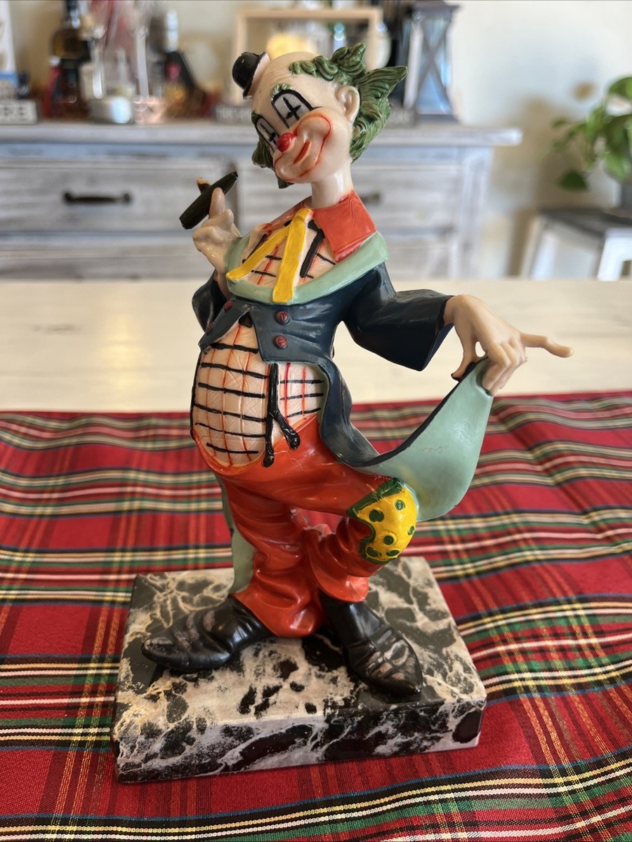 Vintage Depose Italy 941 Clown Figurine on Genuine Carrara Marble