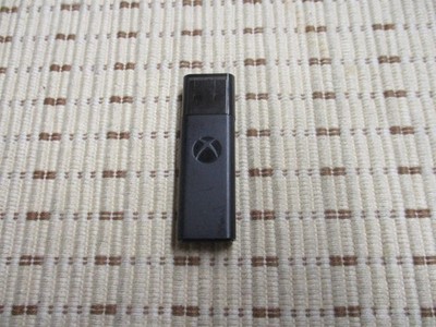 Original Microsoft Xbox Wireless Adapter für Windows 10