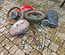 BSA C15  Spares