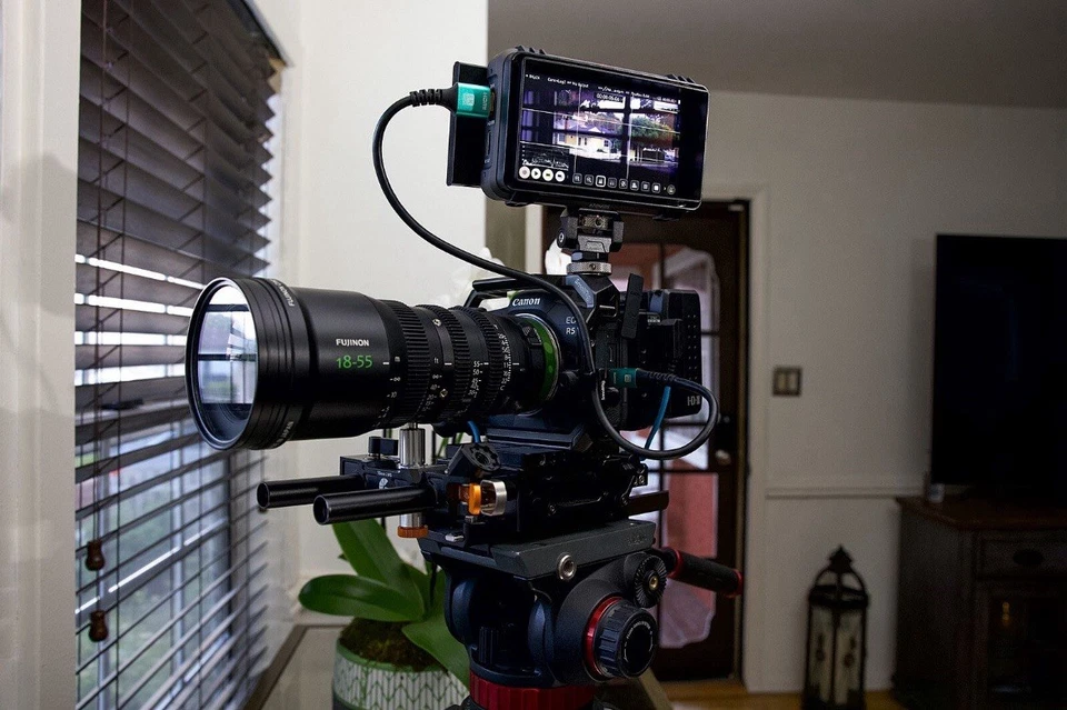 Lentes de cine Fujinon MK 18-55 y 50-135 mm T2,9 (montaje RF) con estuche Jason Foto 4 de 4