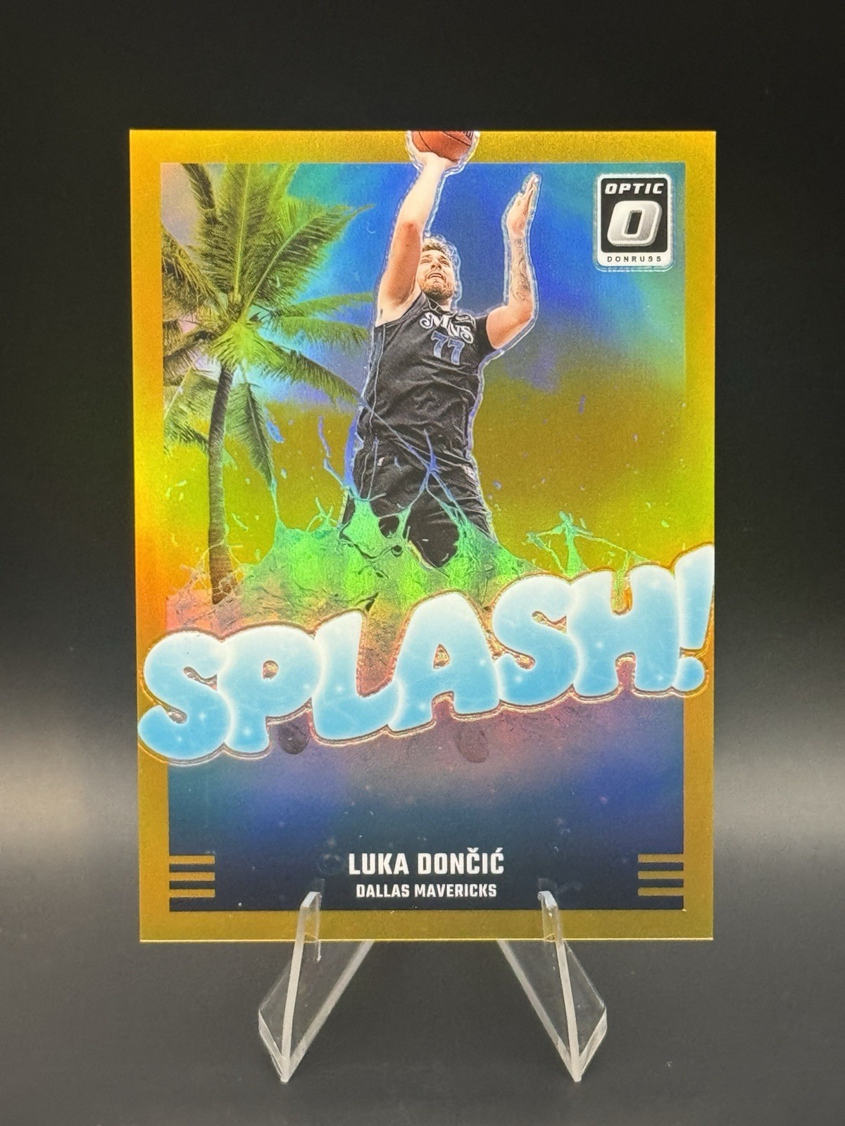 2024-25 Optic Splash SP Gold Luka Doncic /10 Mavericks